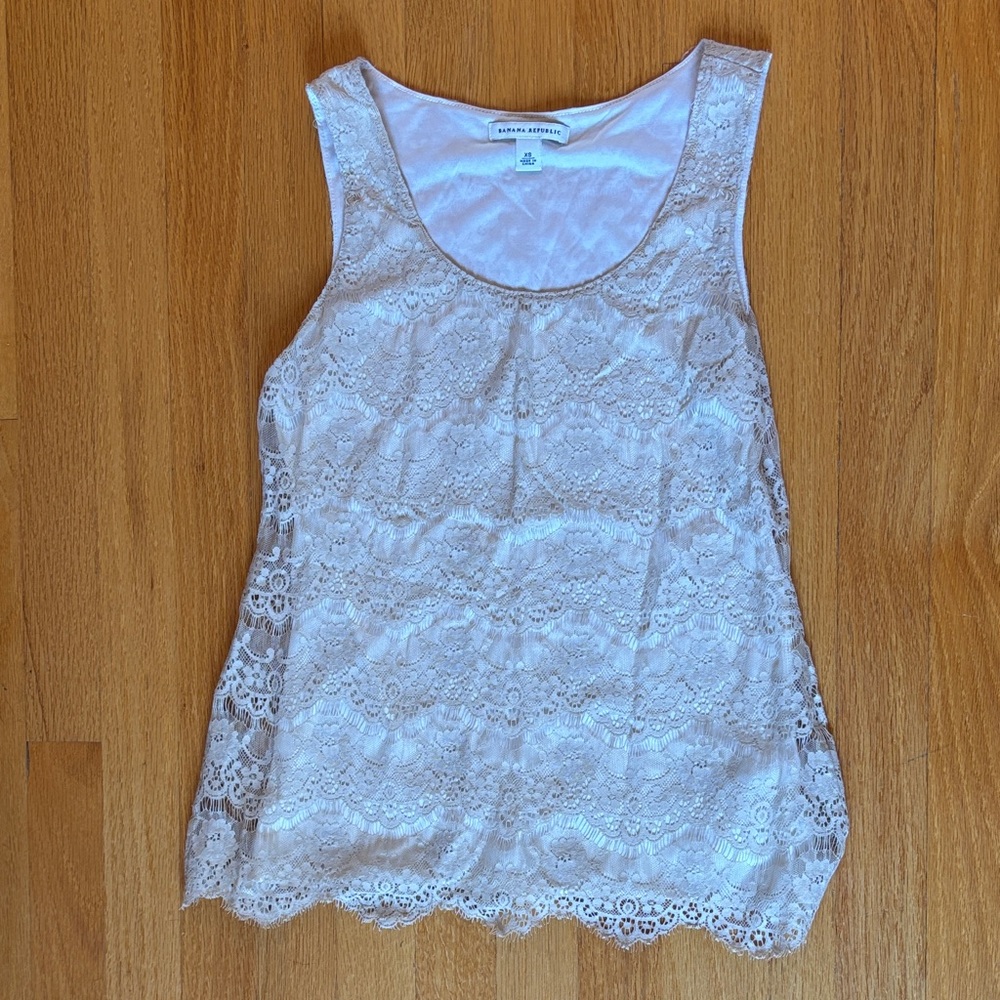 Banana Republic Cream Lace Shell